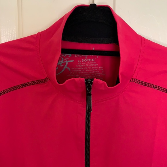 Soma Tranquility magenta L/W workout jacket sz LARGE - Picture 3 of 7
